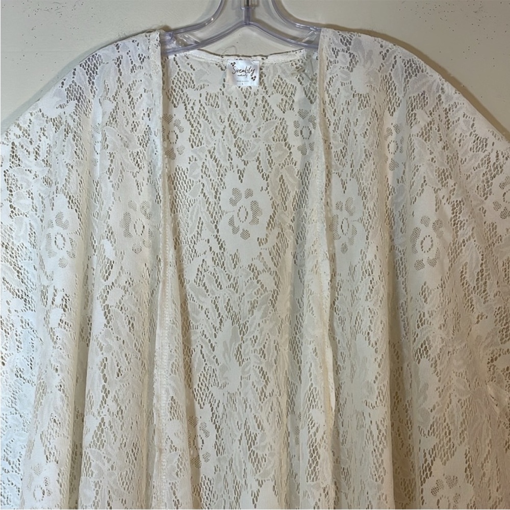 NWT. Siren Lily Maternity Fashion Floral Lace Fringe Hem Kimono. Large . - Picture 5 of 12